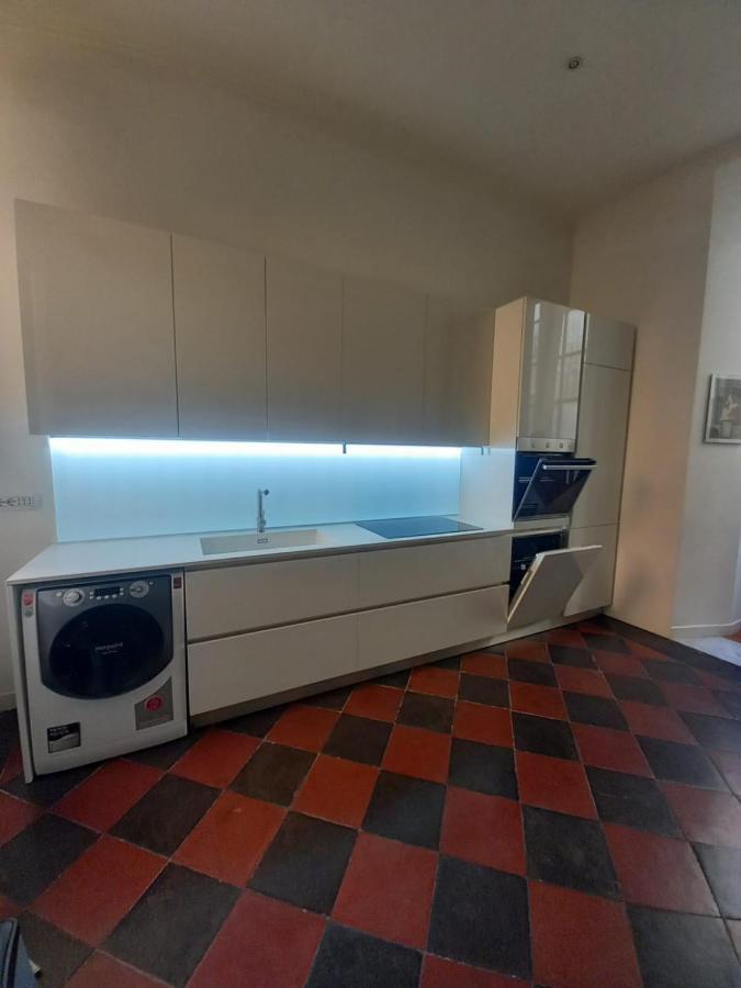 Spanish Steps Art Apartment Рим Екстер'єр фото